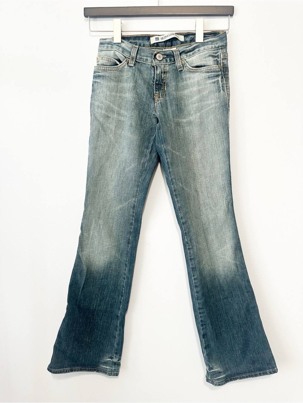 GAP ultra low rise jeans blue denim stretch size 1 Y2K vintage ombré